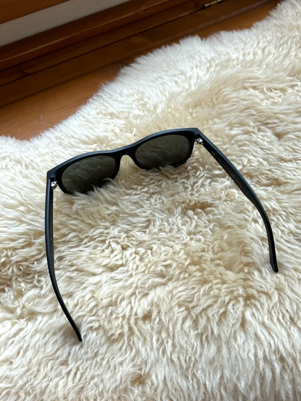 Ray Ban New Wayfarer Polarized Sunglasses
